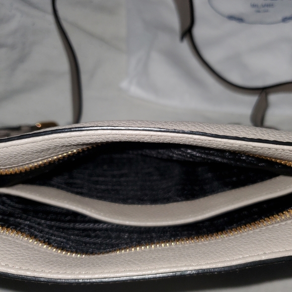 Authentic Prada Bandoliera purse - Picture 4 of 11
